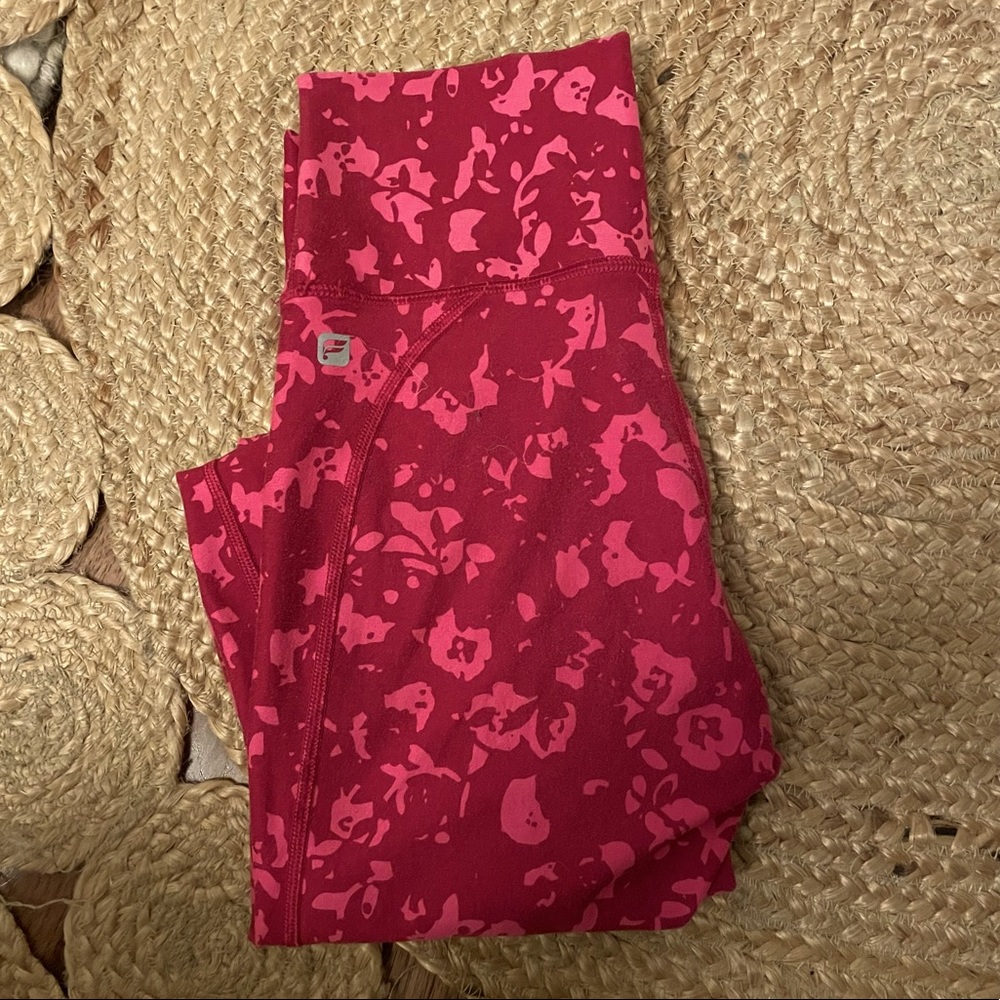 Fabletics RARE Pink Camo Power Hold Leggings • no longer sold!